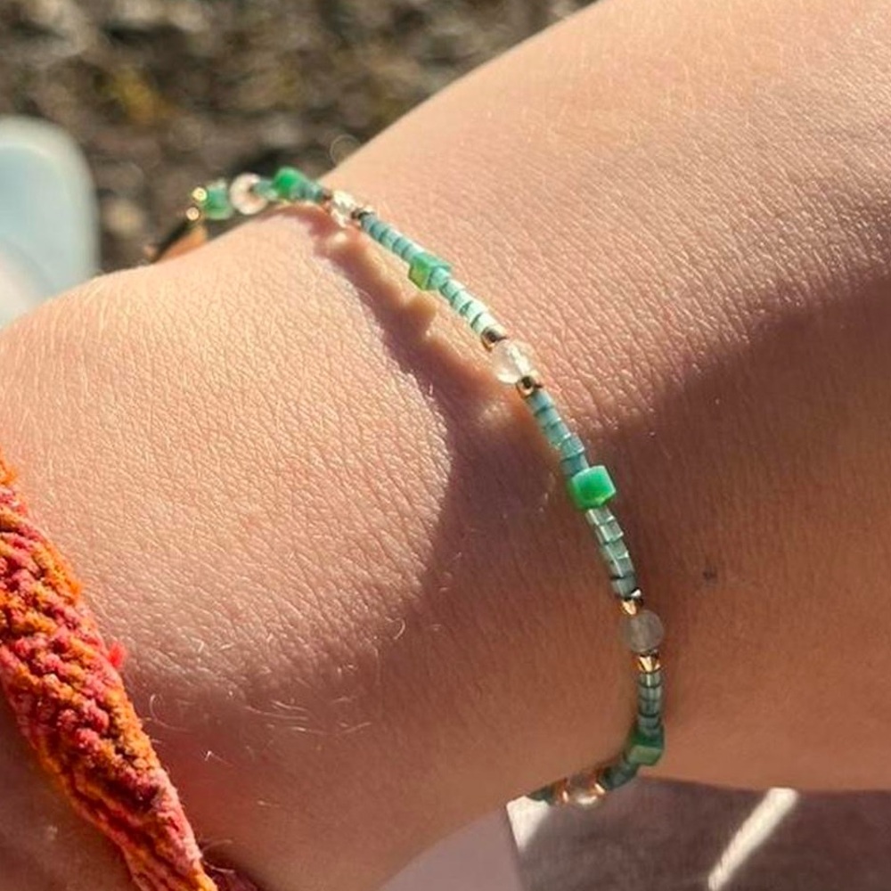 Handmade Elegant Green Beaded Bracelet